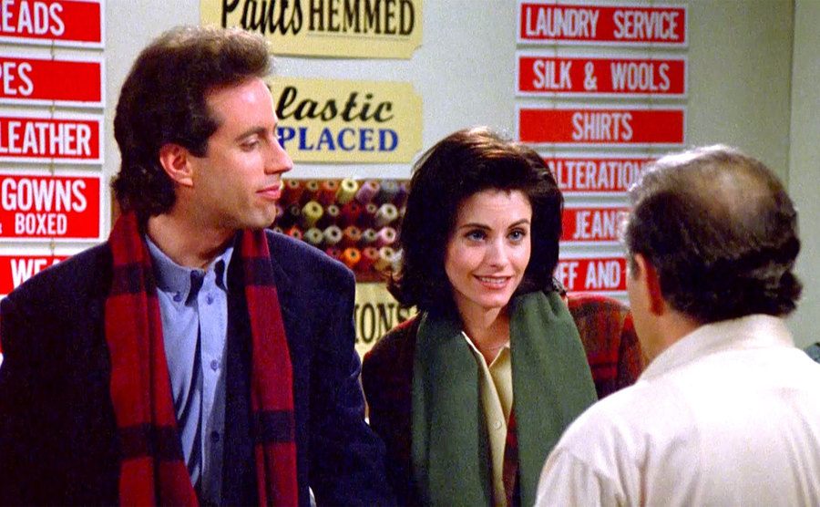Courtney Cox guest stars in an episode of Seinfeld. 